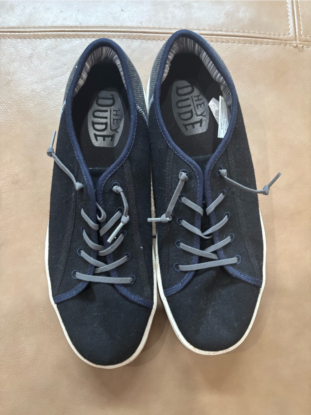 Hey Dude Men's black and White Low-Top Sneakers